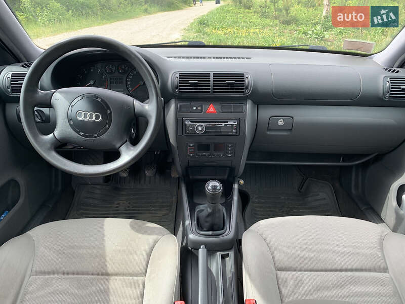 Хетчбек Audi A3 1999 в Івано-Франківську