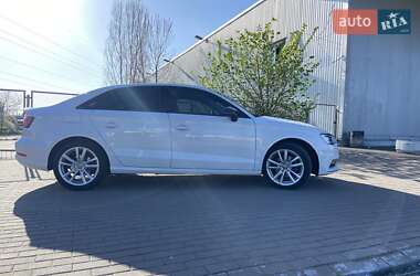 Седан Audi A3 2016 в Києві