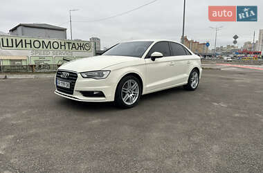 Седан Audi A3 2014 в Києві