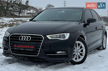 Хетчбек Audi A3 2016 в Білогородці