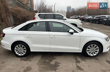 Седан Audi A3 2015 в Києві