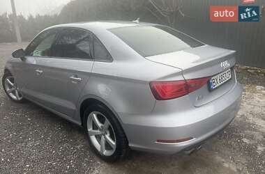 Седан Audi A3 2015 в Збаражі