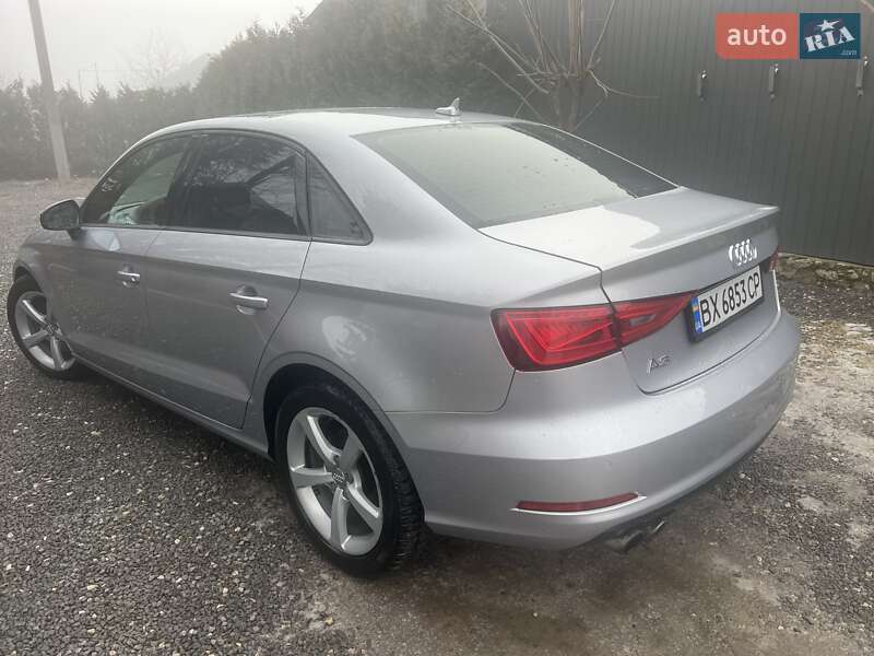 Седан Audi A3 2015 в Збаражі