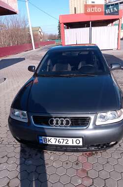 Хетчбек Audi A3 2002 в Кременці