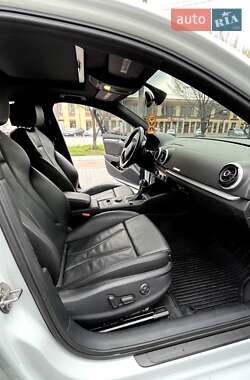 Седан Audi A3 2015 в 