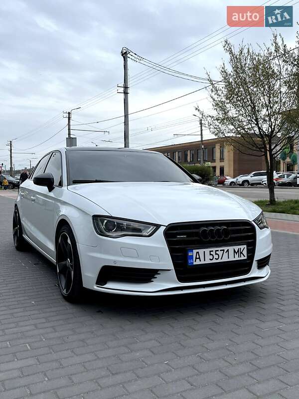 Седан Audi A3 2015 в Білій Церкві