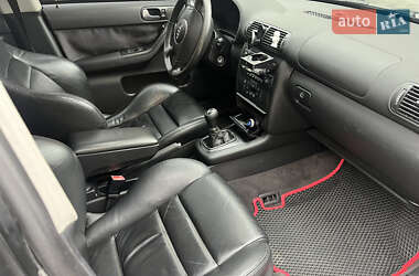 Хэтчбек Audi A3 2003 в 