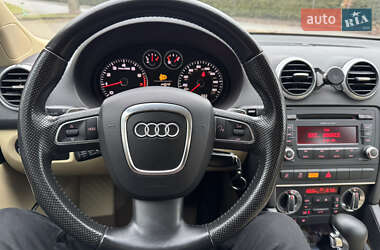 Хэтчбек Audi A3 2010 в 