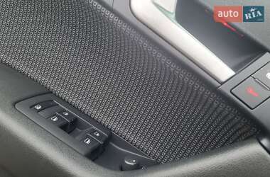 Хэтчбек Audi A3 2006 в 