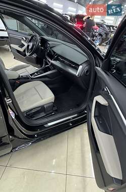 Седан Audi A3 2021 в 