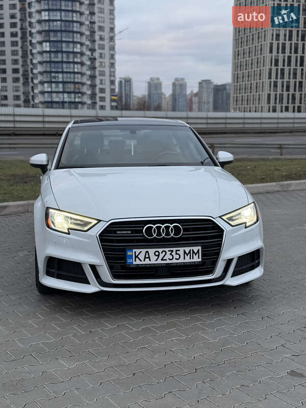 Седан Audi A3 2016 в Києві