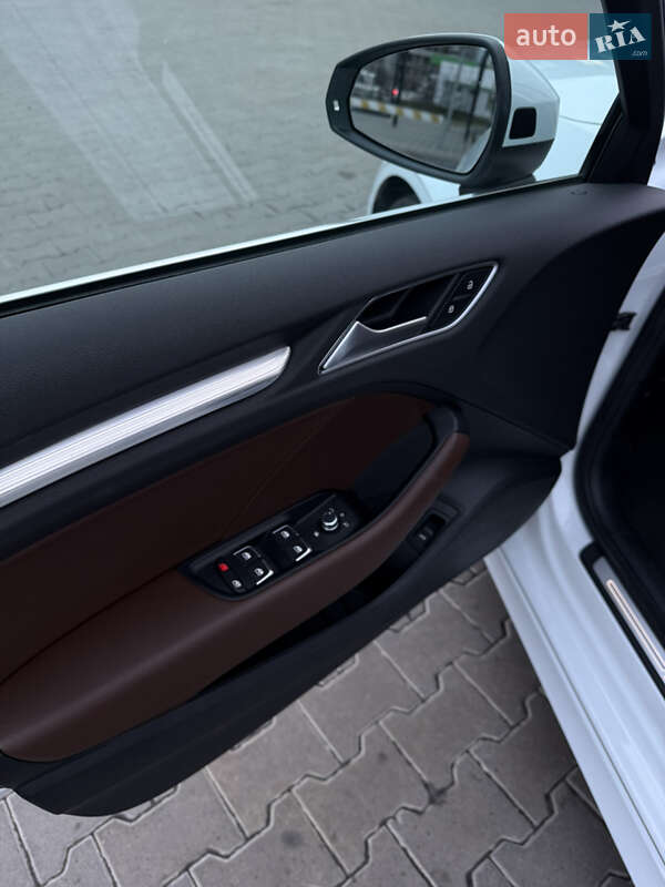 Седан Audi A3 2016 в Києві