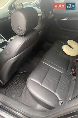 Хетчбек Audi A3 2012 в 