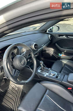 Хэтчбек Audi A3 2018 в Кременчуге