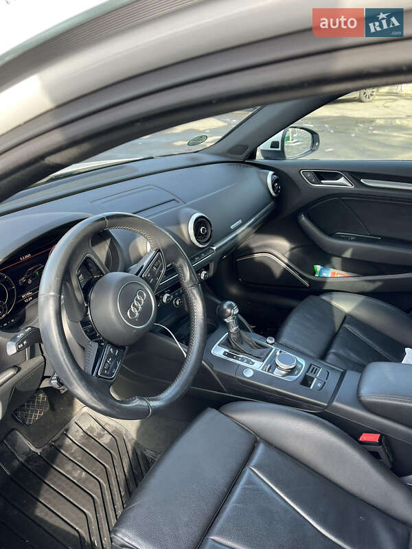 Хэтчбек Audi A3 2018 в Кременчуге