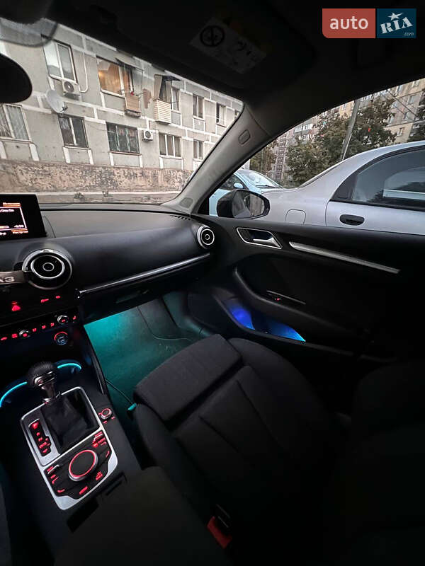 Седан Audi A3 2013 в Днепре
