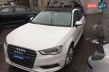 Хэтчбек Audi A3 2016 в Киеве