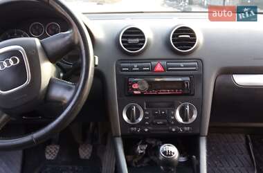Хетчбек Audi A3 2006 в 