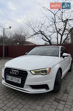 Седан Audi A3 2015 в Львове
