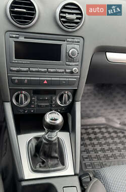Хэтчбек Audi A3 2012 в 