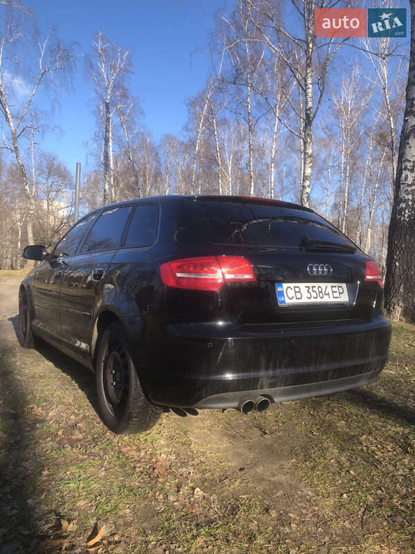 Хэтчбек Audi A3 2012 в Чернигове