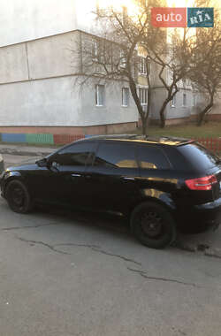 Хэтчбек Audi A3 2012 в 
