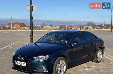 Седан Audi A3 2017 в 