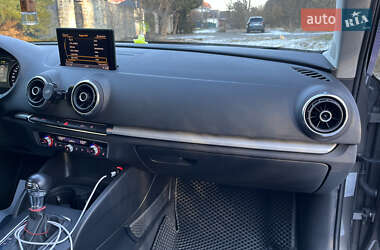 Хэтчбек Audi A3 2014 в 