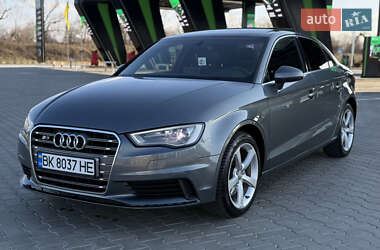 Седан Audi A3 2014 в Стрые