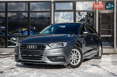 Хэтчбек Audi A3 2016 в Киеве