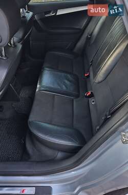 Хэтчбек Audi A3 2011 в 