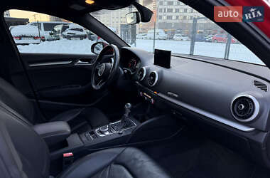 Седан Audi A3 2016 в 