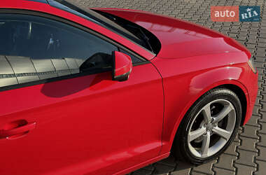 Седан Audi A3 2014 в 