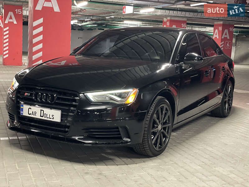 Седан Audi A3 2015 в Киеве