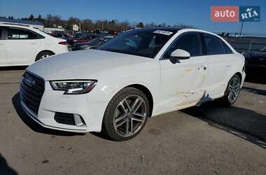 Седан Audi A3 2018 в 