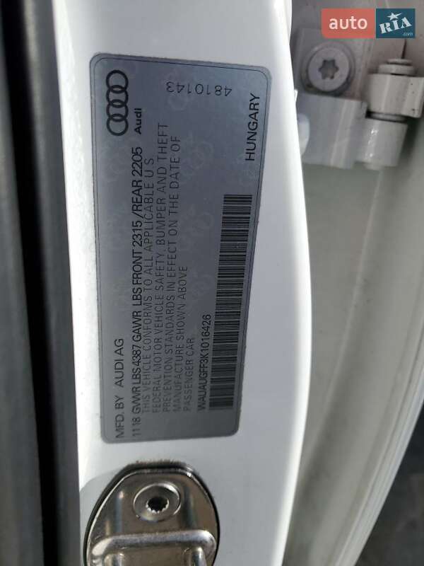 Седан Audi A3 2018 в Киеве