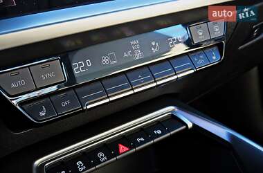 Седан Audi A3 2022 в 