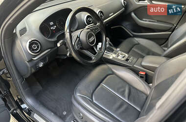 Седан Audi A3 2016 в 