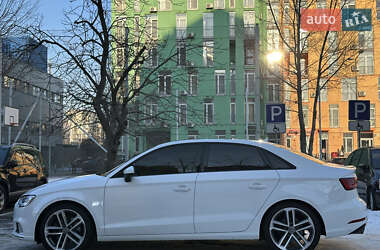 Седан Audi A3 2016 в 