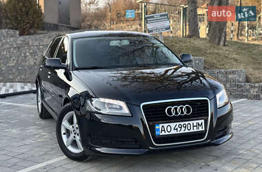 Хэтчбек Audi A3 2012 в 