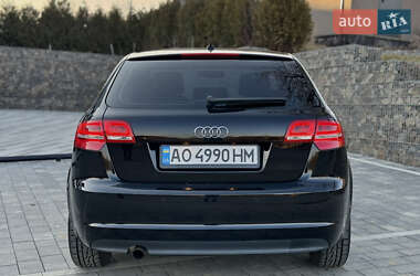 Хэтчбек Audi A3 2012 в 
