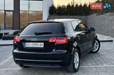 Хэтчбек Audi A3 2012 в 
