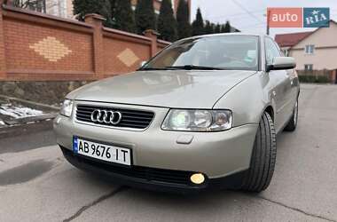 Хэтчбек Audi A3 2002 в 