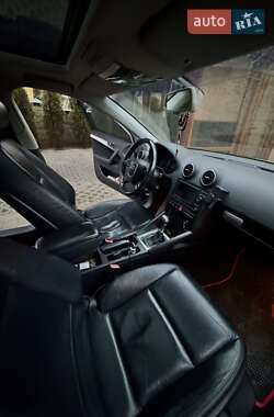 Хэтчбек Audi A3 2005 в 