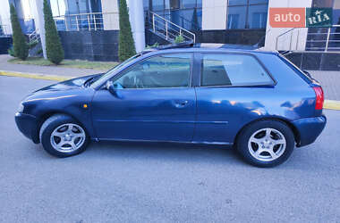 Хэтчбек Audi A3 1997 в 
