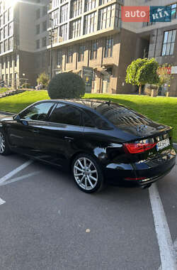 Седан Audi A3 2016 в 