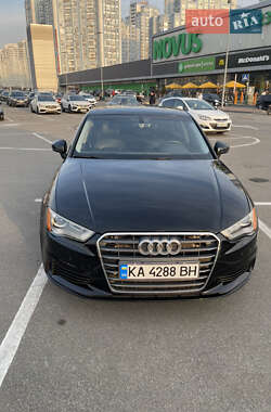 Седан Audi A3 2015 в Киеве