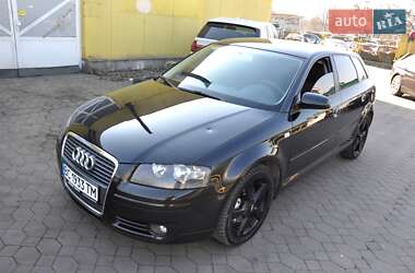 Хэтчбек Audi A3 2007 в 
