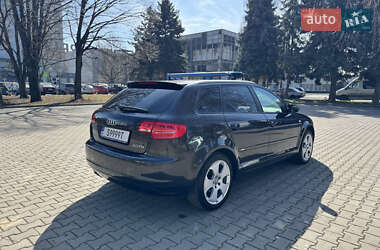 Хэтчбек Audi A3 2007 в 