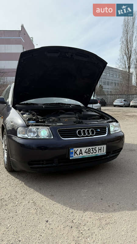 Хэтчбек Audi A3 1999 в Киеве